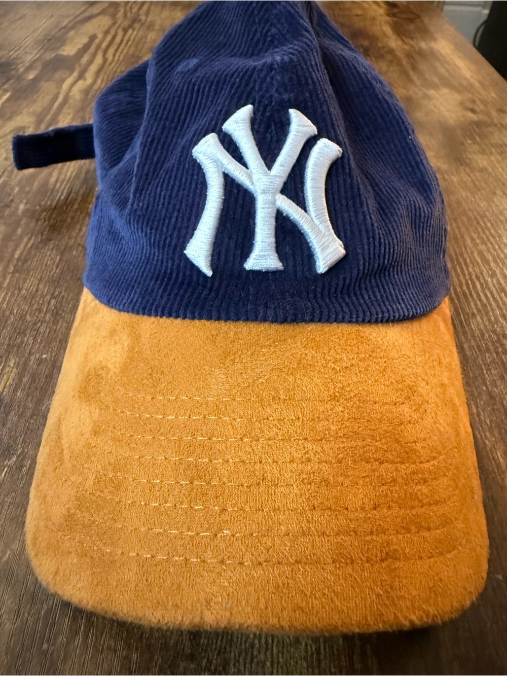 New Era Yankee’s Corduroy Ball Cap - Navy & Tan